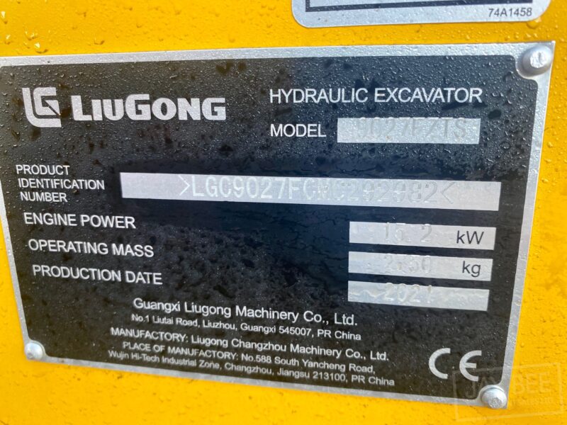 5554-LiuGong-9027F-excavator-12