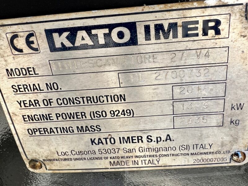 5630-Kato-HD27V4-excavator-10