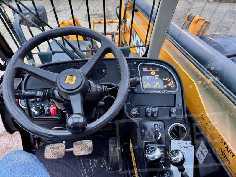 6228-JCB-540-140-telehandler-6