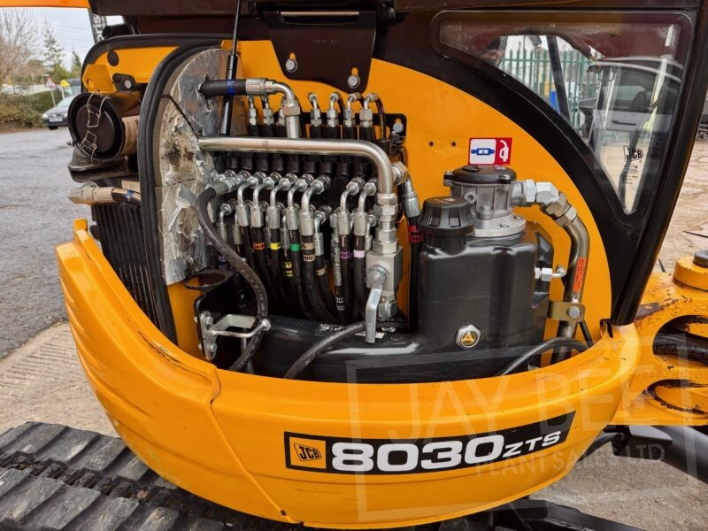 6236-JCB-8030-excavator-10