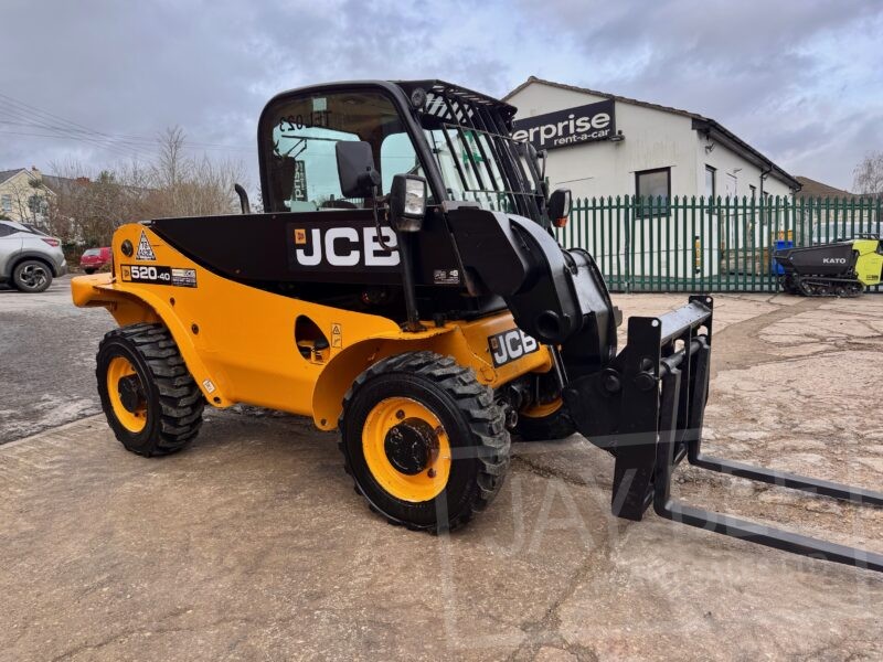 6275-JCB-520-40-teletruk-2