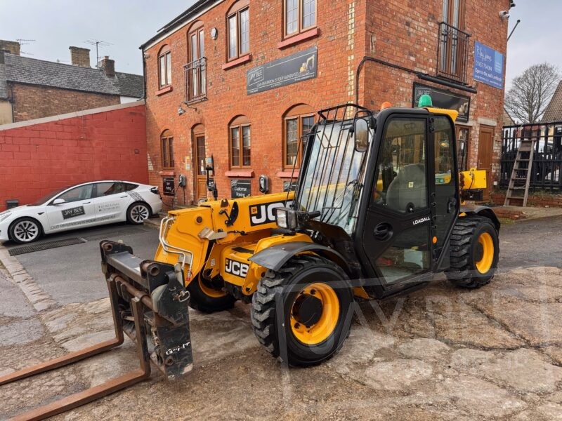 6278-JCB-525-60-telehandler-1