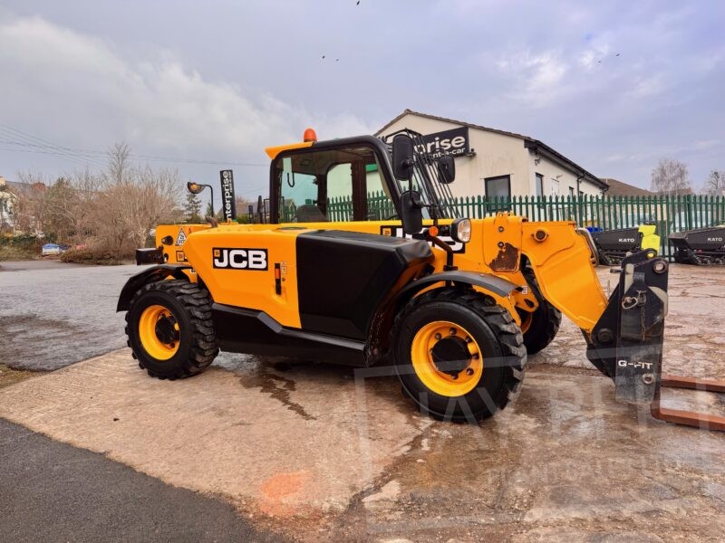 6278-JCB-525-60-telehandler-3