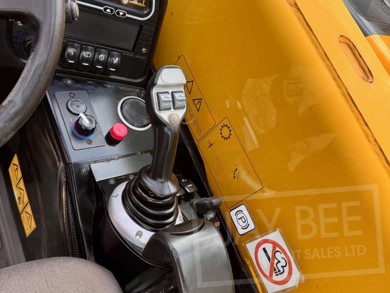 6278-JCB-525-60-telehandler-8