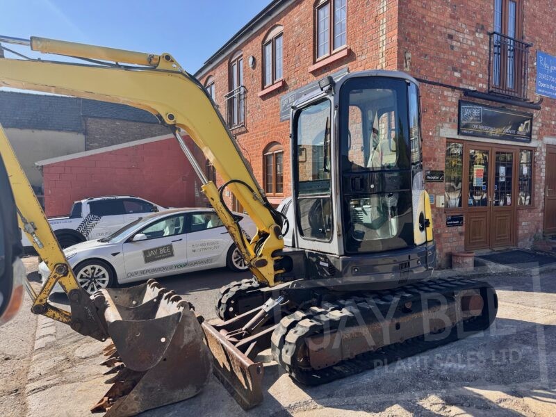 6298-New-Holland-E50-excavator-1