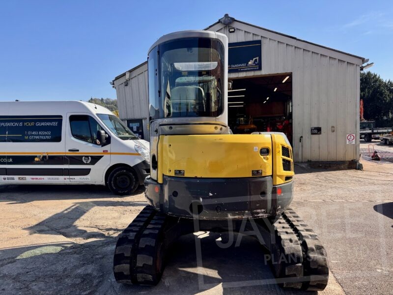 6298-New-Holland-E50-excavator-4