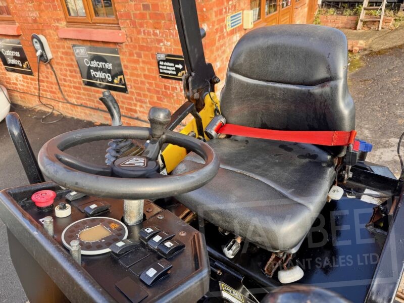 6301-JCB-VMT260-120-roller-6