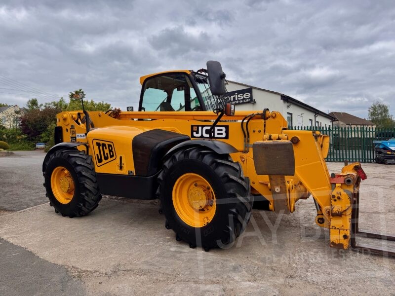 6317-JCB-535-125-telehandler-3