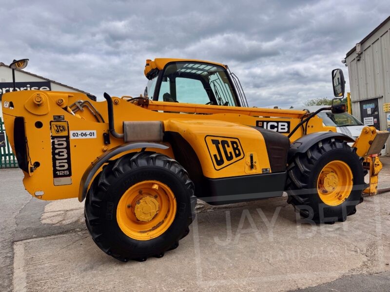 6317-JCB-535-125-telehandler-4