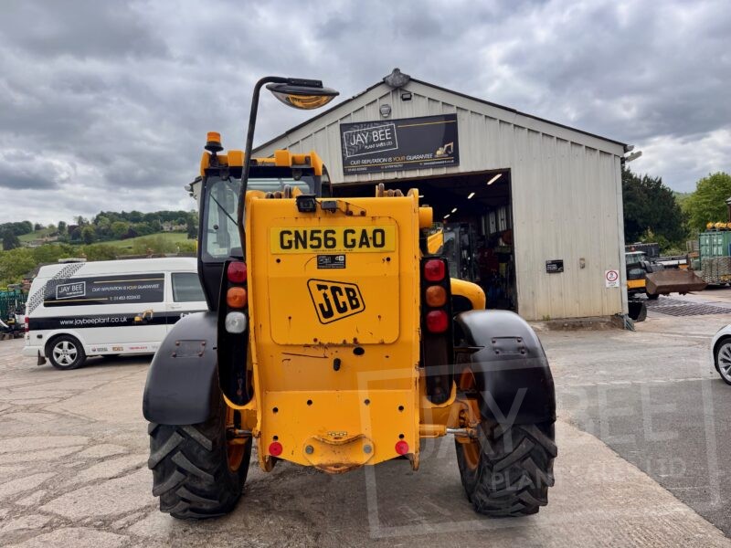 6317-JCB-535-125-telehandler-5