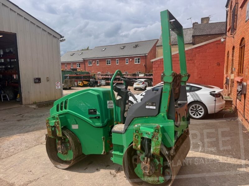 6324-Hamm-HD12VV-roller-12