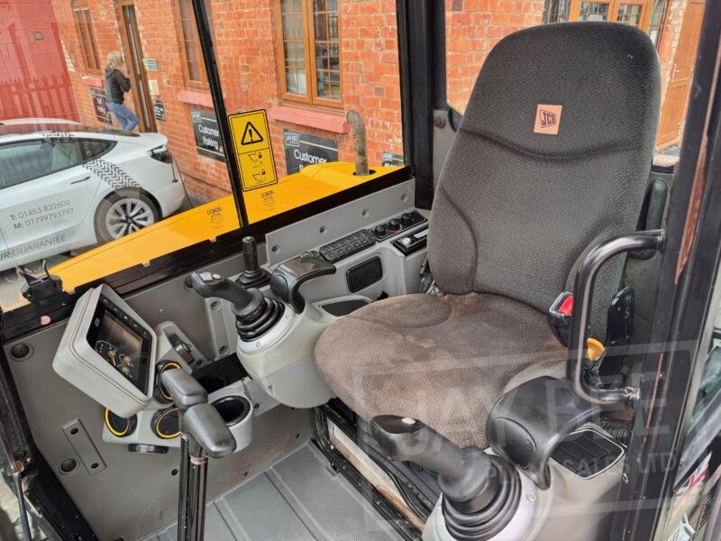 6328-JCB-48z-excavator-7