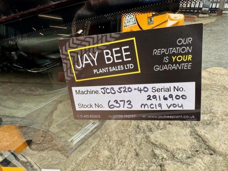 6373-JCB-520-40-telehandler-8