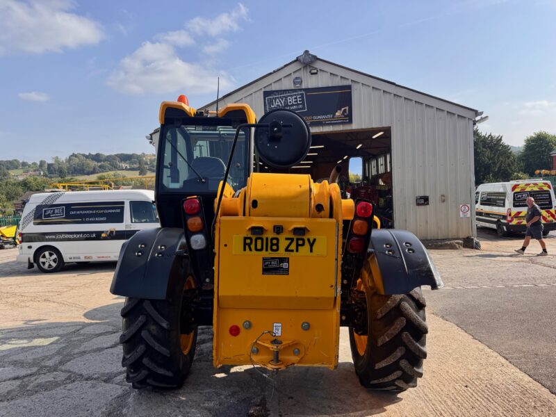 6385-JCB-535-125-telehandler-5