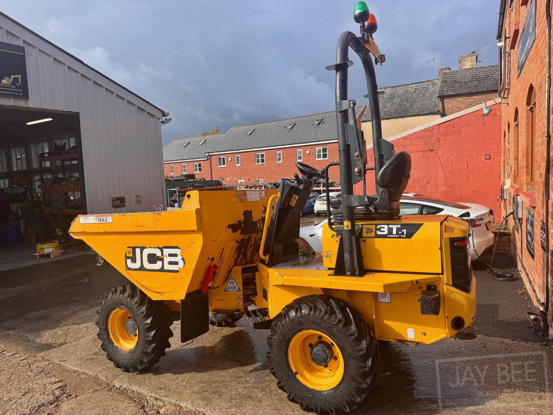 6386-jcb-3-ton-dumper-6