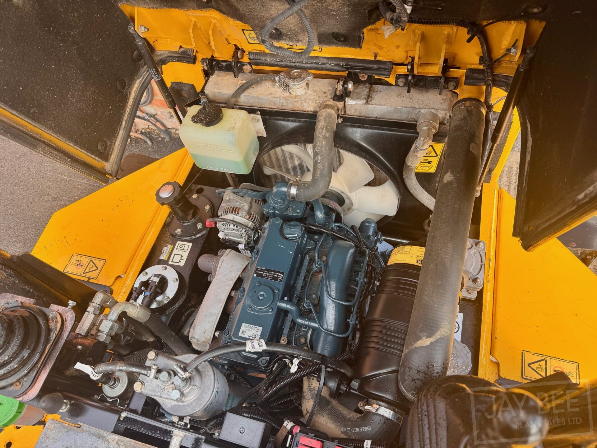 6386-jcb-3-ton-dumper-8