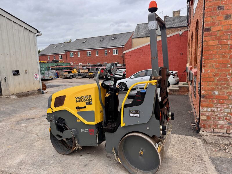 6391-wacker-neuson-rd18-roller-10