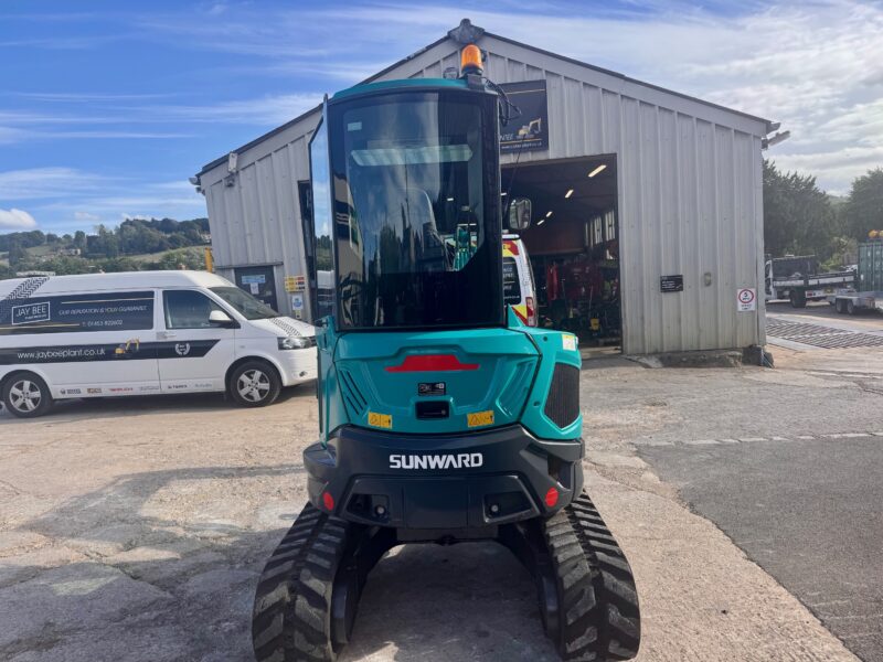 6392-sunward-SWE25-excavator-4