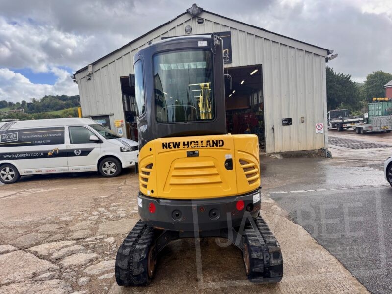 2017 New Holland E26C 9