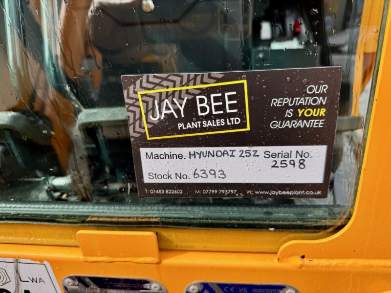 6393-hyundai-r25z-excavator-6