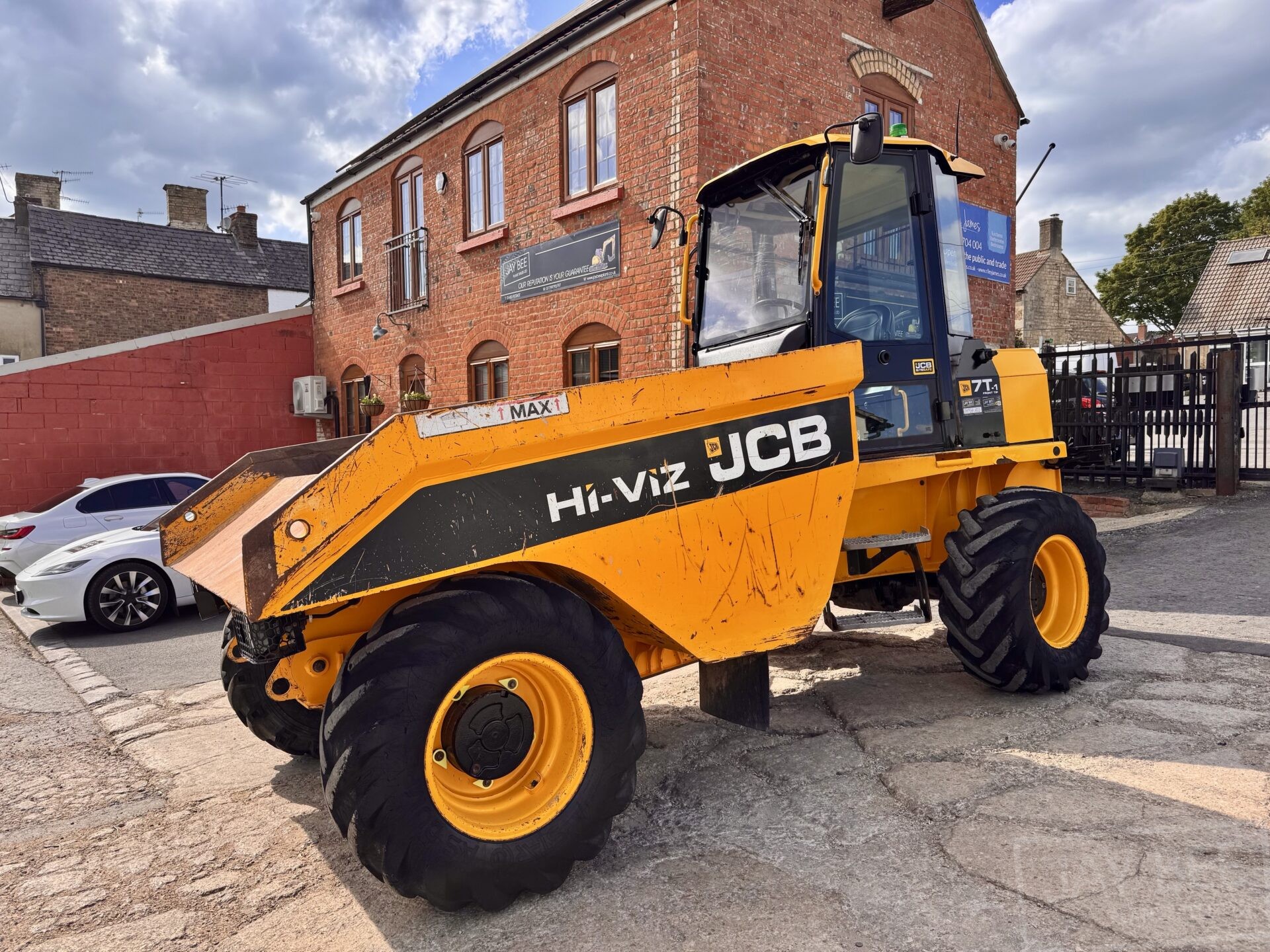 image001